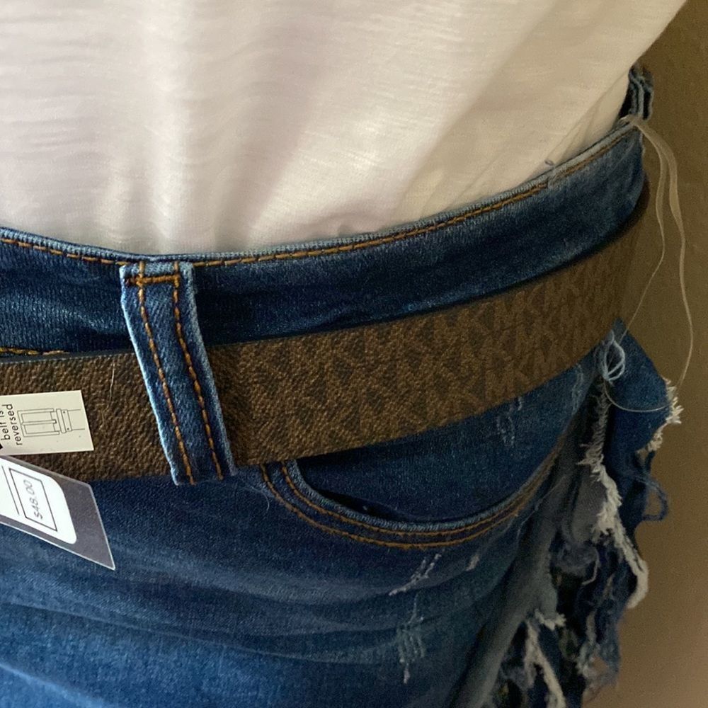 NWT Michael Kors Belt with Charm - Black/ Brown - Size Small - Picture 9 of 11